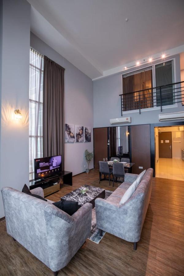 Loft Pano Seaview Suite 2 Bedroom By The Only Bnb Jelutong Экстерьер фото