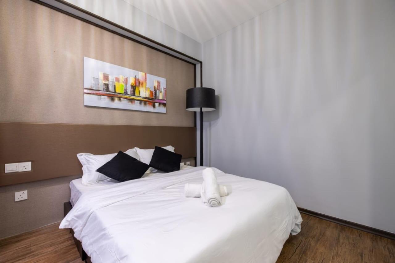 Loft Pano Seaview Suite 2 Bedroom By The Only Bnb Jelutong Экстерьер фото