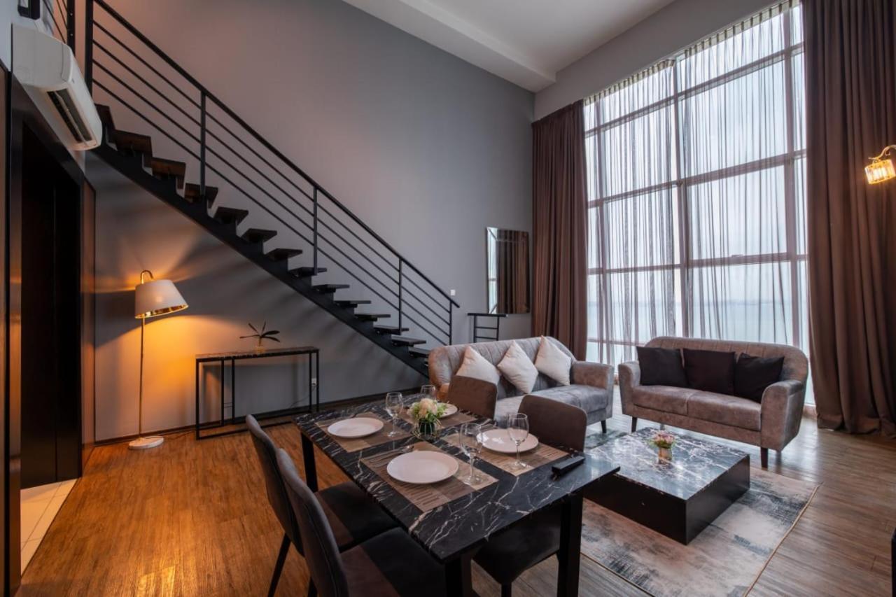 Loft Pano Seaview Suite 2 Bedroom By The Only Bnb Jelutong Экстерьер фото